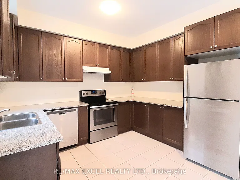 144 Greenwood Rd — Photo 4