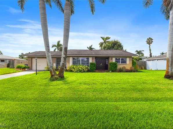 2424 Kent Ave, Fort Myers, FL 33907
