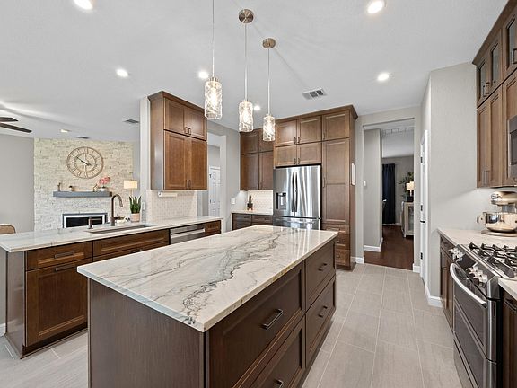 3rd image of 3512 Endless Shore Dr