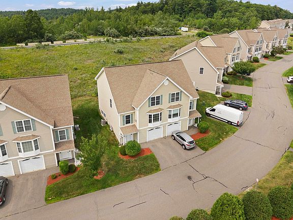 3rd image of 8 Canterberry Court #A