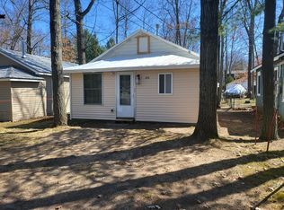 410 Kenwood Ave, Roscommon, MI 48653