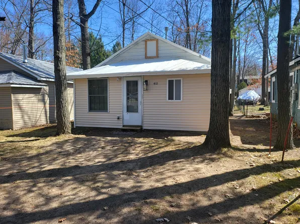 410 Kenwood Ave, Roscommon, MI 48653