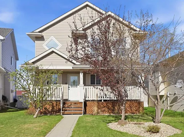 7 E Lodge Pl, Sylvan Lake, AB T4S 2N1