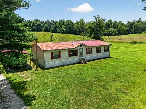 3013 Upper Hilham Rd, Livingston, TN 38570