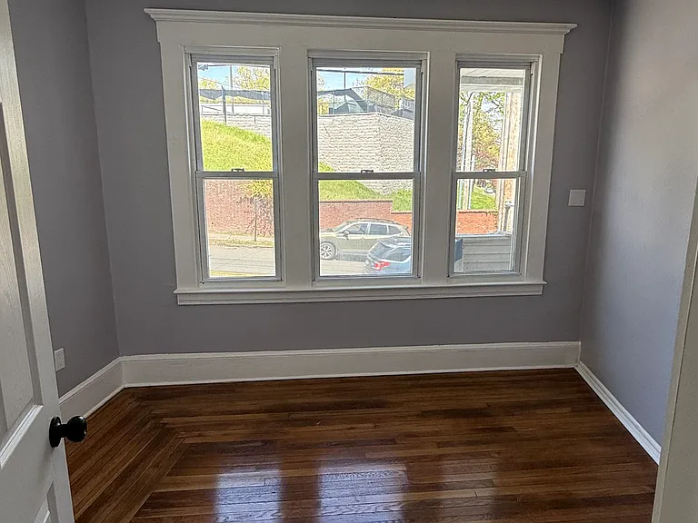 22 W Spring St #1 — Photo 11