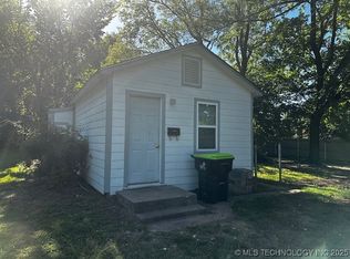 1201 E 8th St #B, Ada, OK 74820