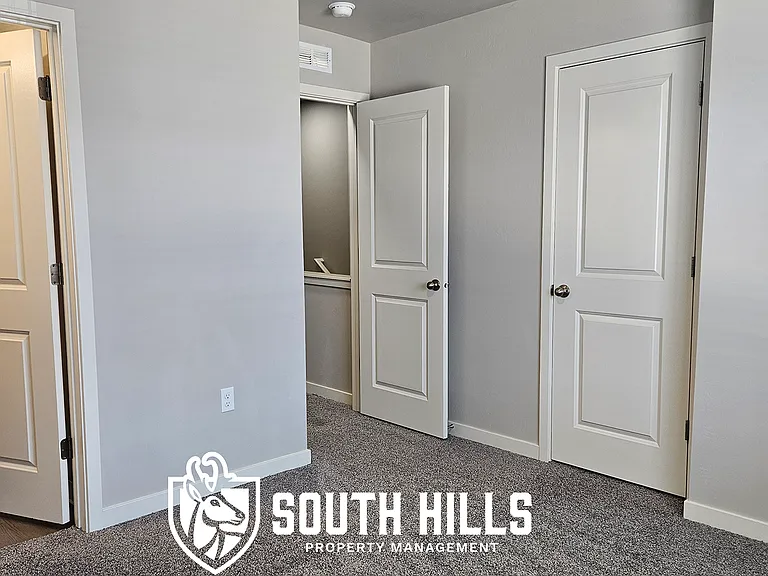 Summit Springs Townhomes — Photo 44