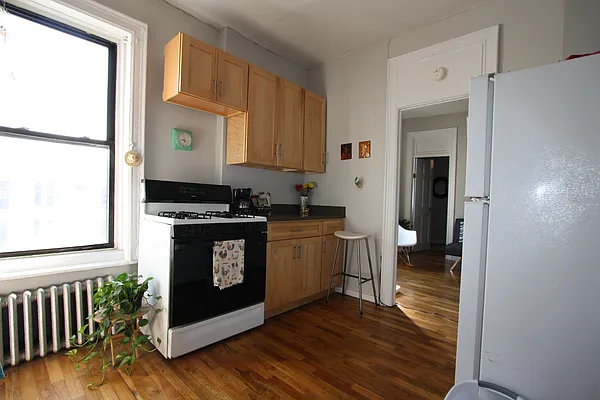 Rented by Sterling Group Developers | media 25