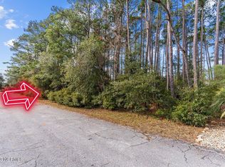 109 SW 2nd St, Oak Island, NC 28465