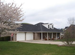 308 Haynes Ave, Chilhowie, VA 24319