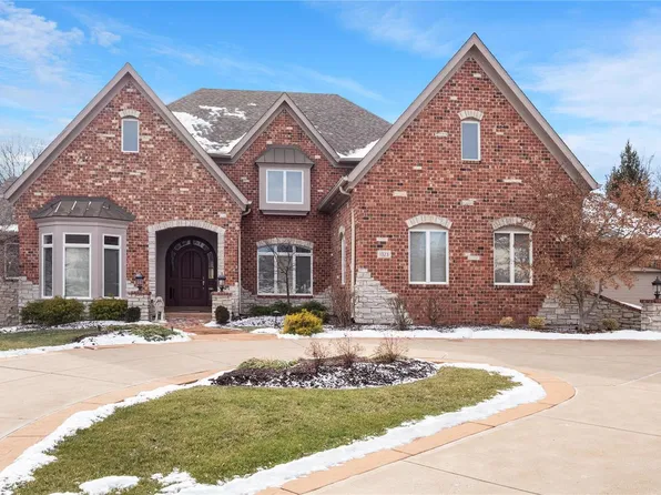 1323 Westchester Manor Ln, Chesterfield, MO 63005