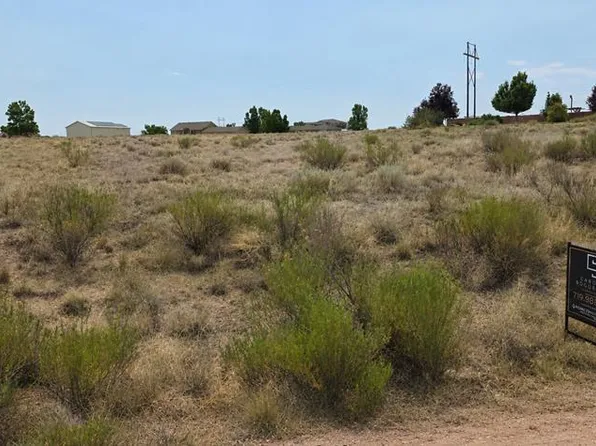 1070 S Greenway Dr, Pueblo West, CO 81007