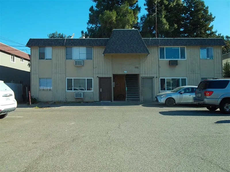 934 S Barrett Rd #1