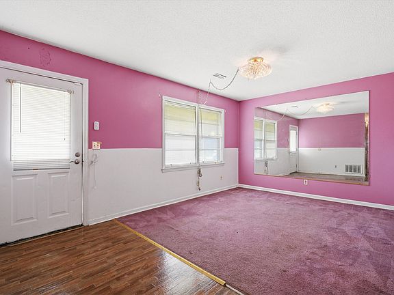 5th image of 155 Summit Ave