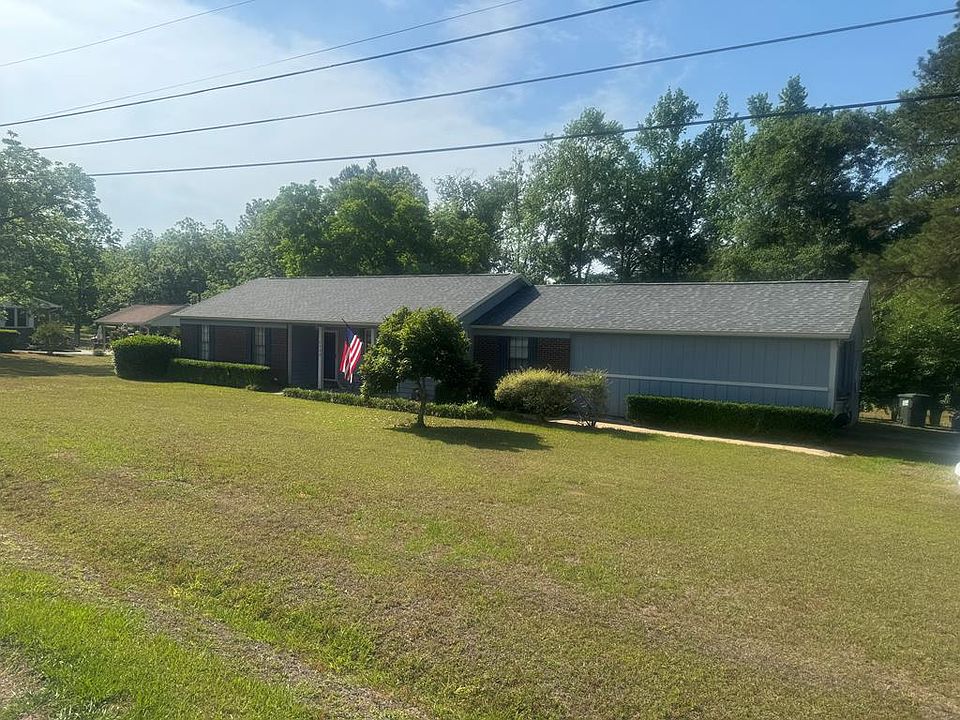 1st image of 2330 Pecan Dr