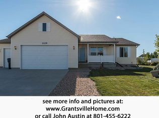 1129 S Davenport Dr, Grantsville, UT 84029