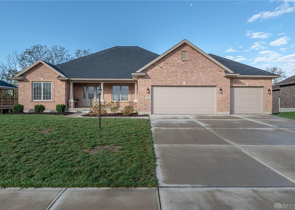 1st image of 152 Wolf Creek Ct