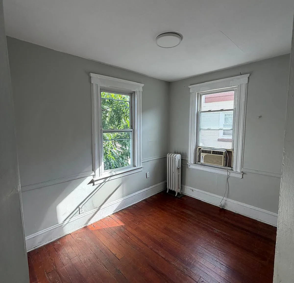 6 bed, $3,000 — Photo 2