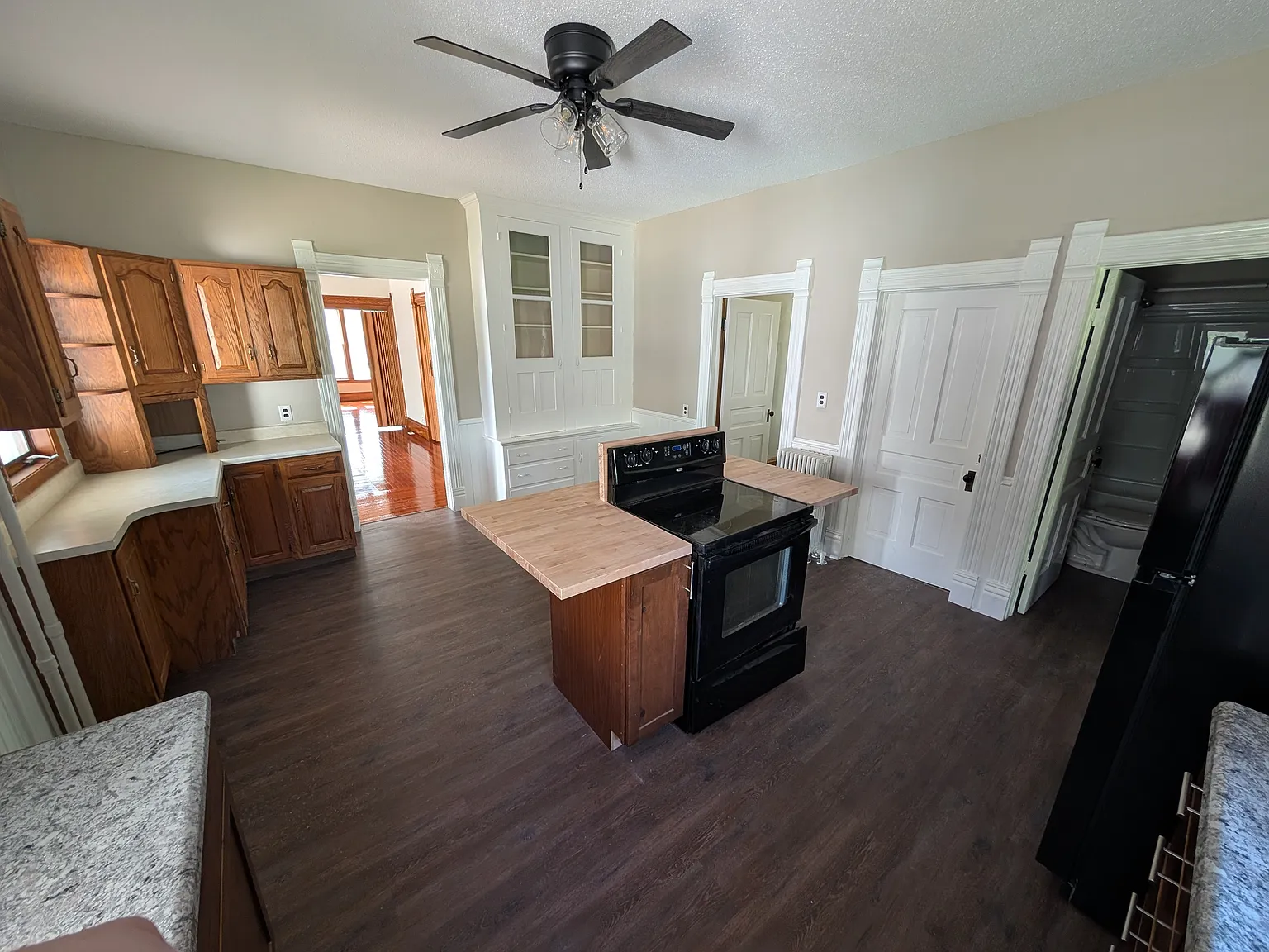 3 bed, 1500 sqft, $1,000 — Photo 1