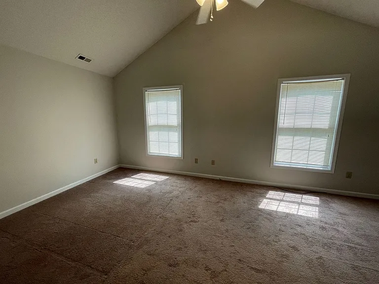 2415 Avonlea Ln — Photo 13