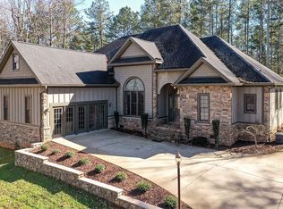 351 E Rambling Creek Dr, Tryon, NC 28782