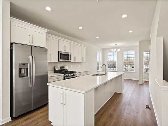 3rd image of 9630 Weshire Dr