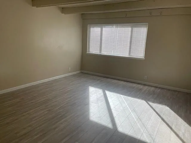2281 Notre Dame Blvd — Photo 17