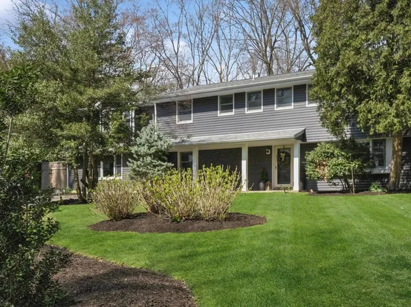 169 Southdown Road, Huntington, NY 11743