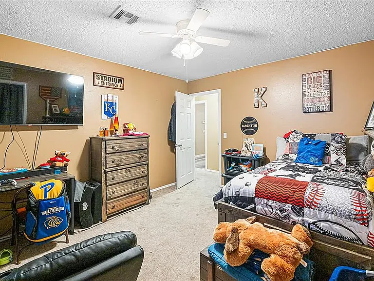 11521 Carriage Dr — Photo 20