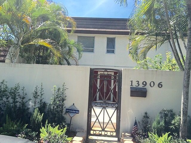 1st image of 13906 Crooked Palm Ct