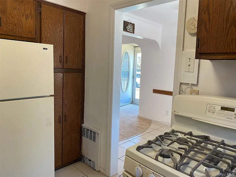 425 E Penn St #LOWER — Photo 10