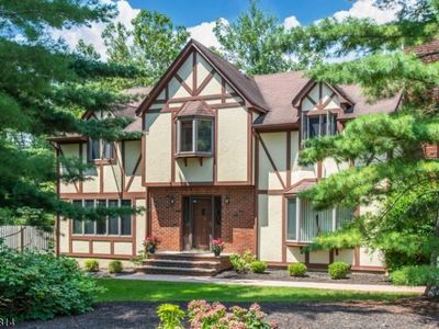 6 Leslie Ct, Morristown, NJ, 07960