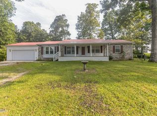 215 Norman Dr, Crossville, TN 38571
