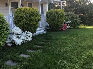 7 Admiral Byrd Rd, Plymouth, MA 02360