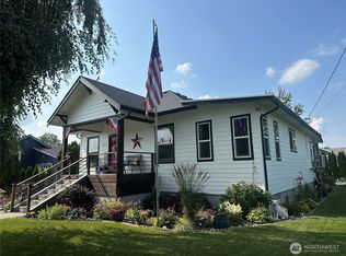 242 Morton St, Sumas, WA 98295