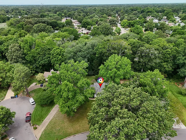 1044 Commodore Dr — Photo 41