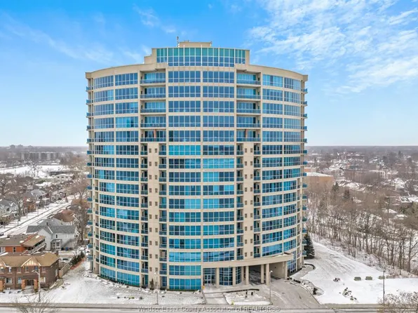 1225 Riverside Dr E #1007, Windsor, ON N9A 0A2