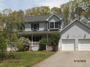 17 Serpentine Dr E, Bayville, NJ 08721