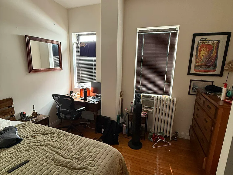 329 E 13th St #5C — Photo 7