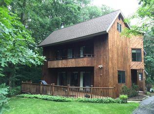 48 Crooked Trail Rd, Norwalk, CT 06853