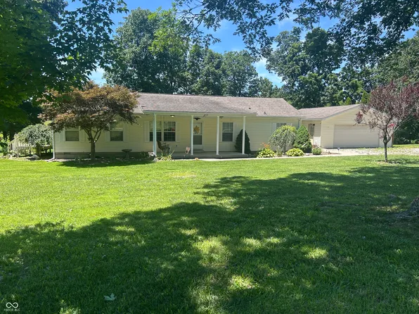 5934 S State Road 3, Lexington, IN 47138