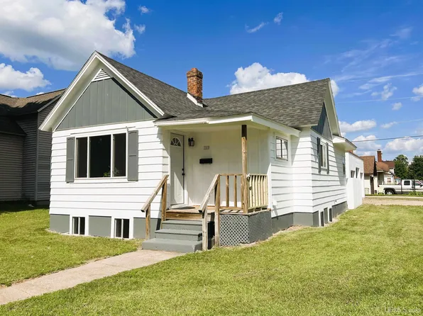 300 Norway St, Norway, MI 49870