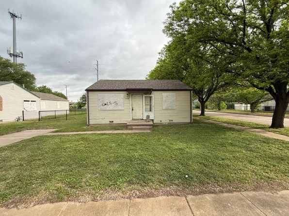1420 E Arnold St, Wichita, KS 67214