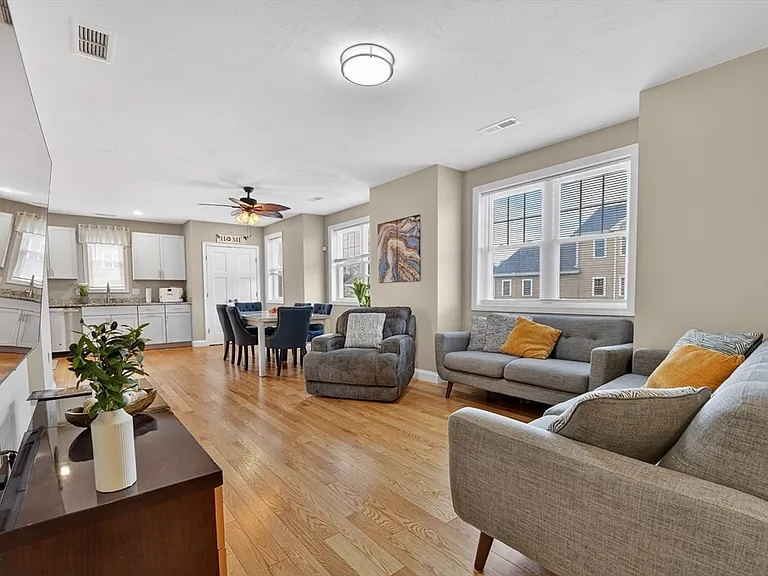 7 Gorham St #57 — Photo 3