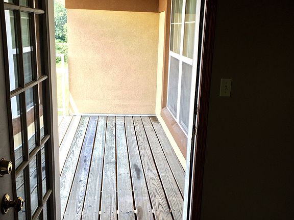 5th image of 1921 W 18th St APT C5