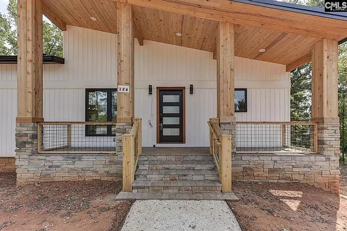 126 Peninsula Ct — Photo 3
