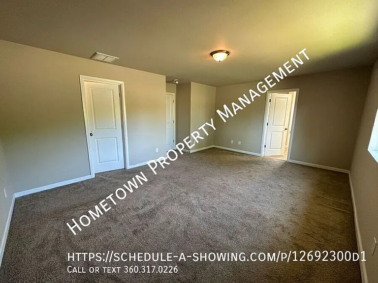 3332 Juno Ct NE — Photo 32