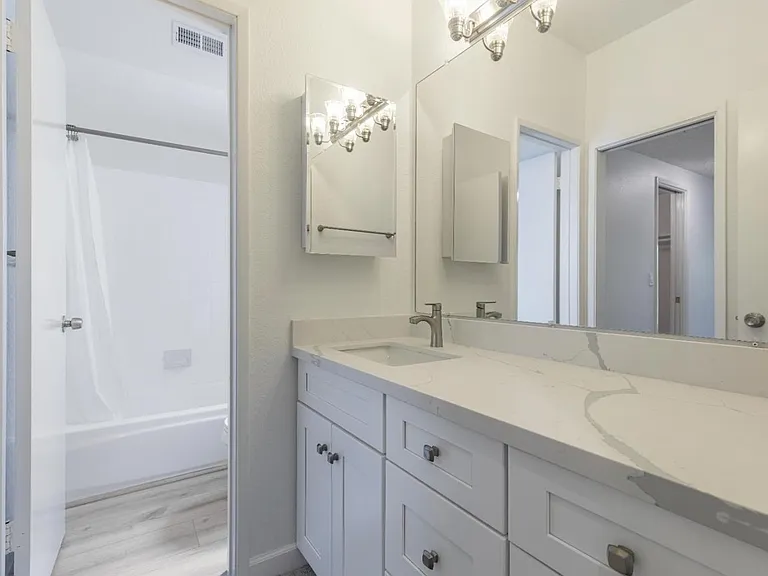 4681 Albany Cir #146 — Photo 6