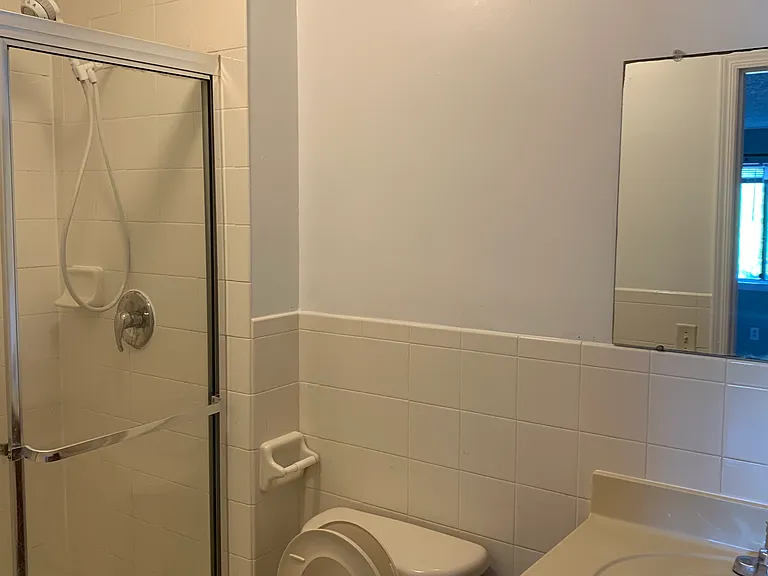 403 Edison Glen Ter — Photo 10