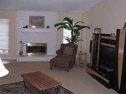 4th image of 2164 Loma Alta Dr